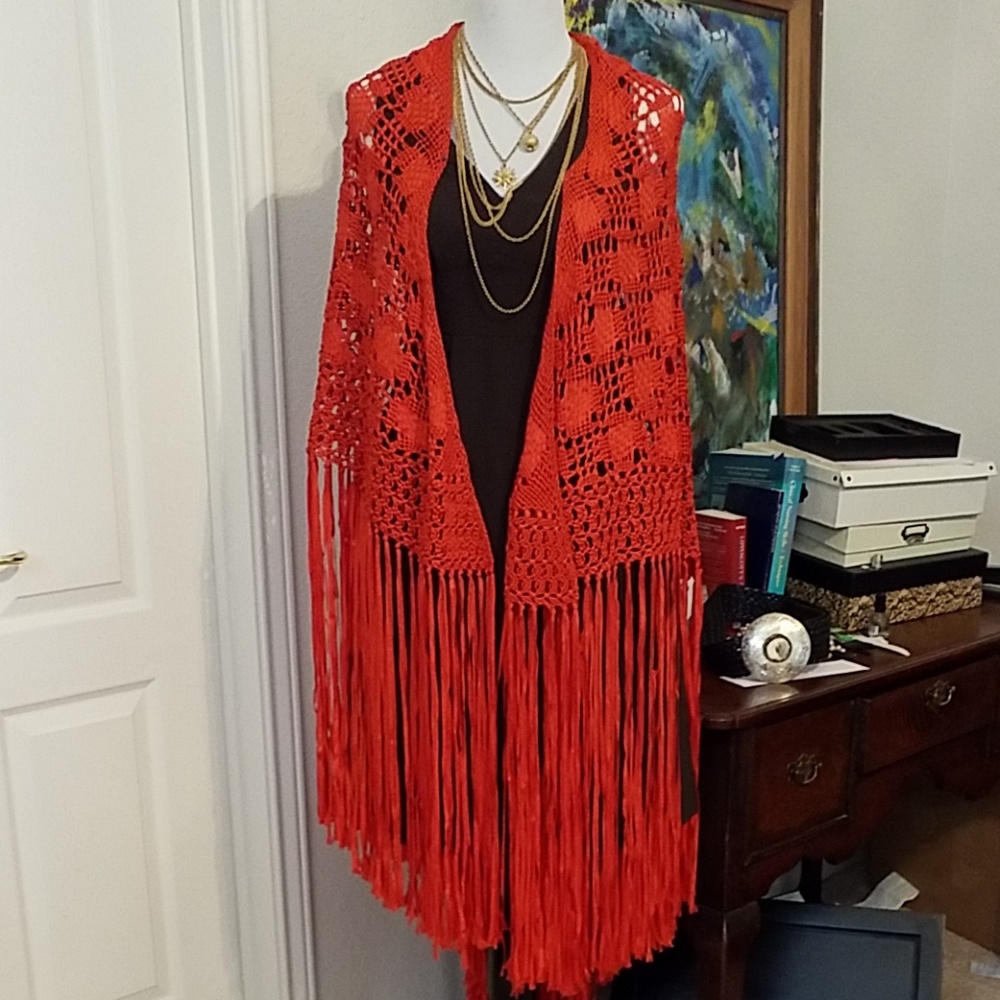 NEIMAN MARCUS. Orange Shawl/Capote. Classy.